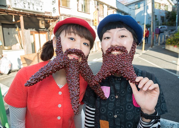 "Azurer", la nueva tendencia en Japón que consiste en lucir barbas de judías