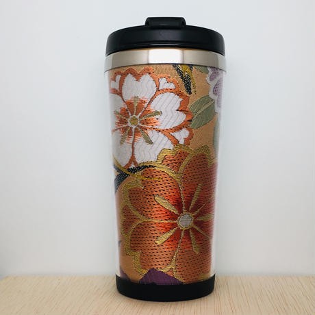 Tu bebida favorita en vasos con tela de kimono real
