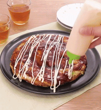 Itadakimasu! Receta de Okonomiyaki  con queso con DelishKitchen y Japonshop!