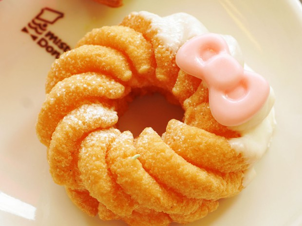 mr-donuts-hello-kitty-japonshop013.jpg