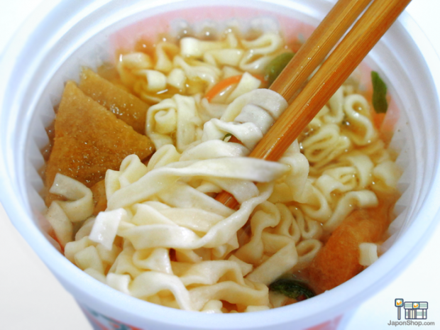 udon-kitsune-naruto-japonshop019-620x465.png