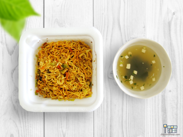 yakisoba-japonshop010-620x465.png