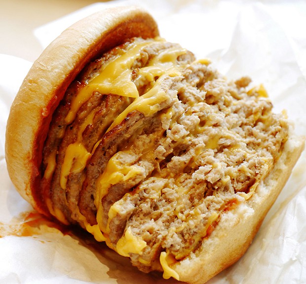 hamburguesa-ataque-a-los-titanes-japon-japonshop010.jpg