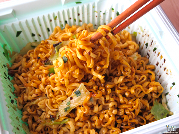 yakisoba-wok-japon-japonshop04-620x465.png