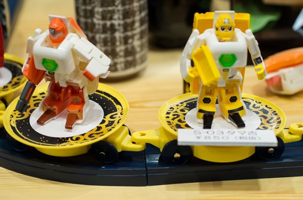 Sushi-robot-japon-japonshop013-620x410.jpg