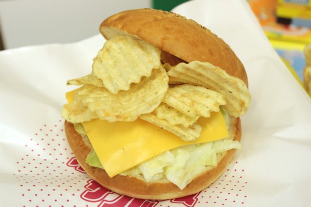 hamburguesas-calbee-patatas-fritas-japon-japonhop011.jpg