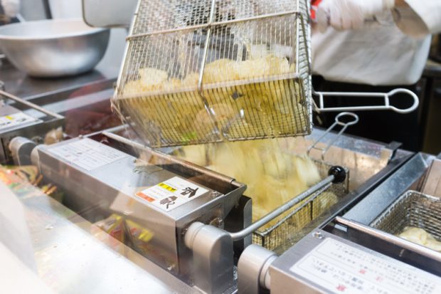 that-food-cray-calbee-chips-tokyo-japan-5-620x413.jpg
