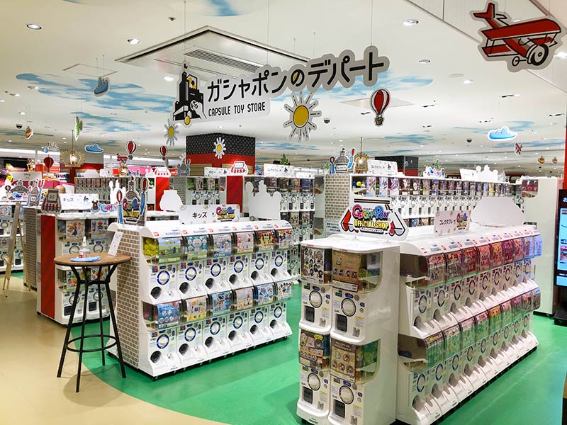 capsule-toy-store-hamleys-yokohama-1.jpg