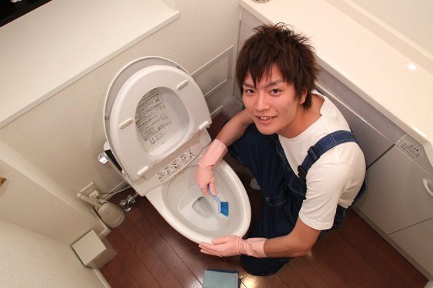 Nuevo servicio de limpieza en japón; "La tropa de chicos guapos"