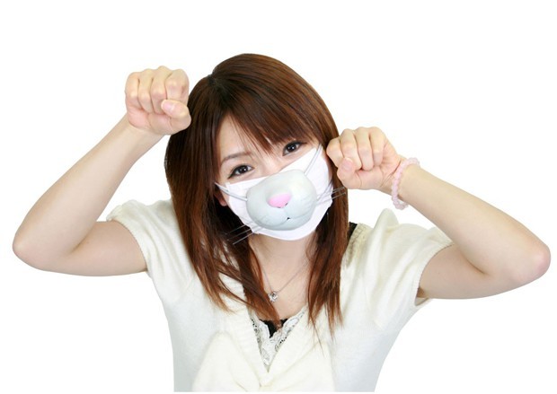 La creciente moda japonesa de ocultar el rostro bajo mascarillas de diseño