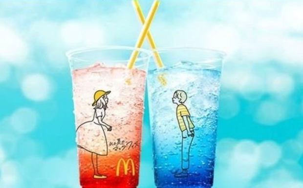 Los vasos de McDonalds se ponen cariñosos en Japón