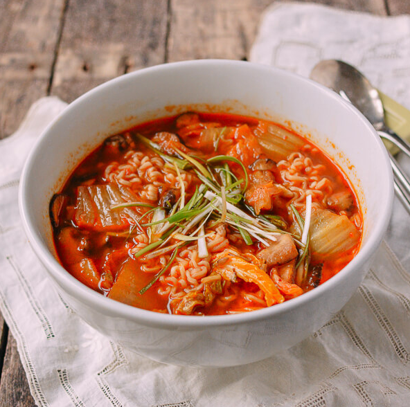Fideos Ramen Coreanos con Kimchi