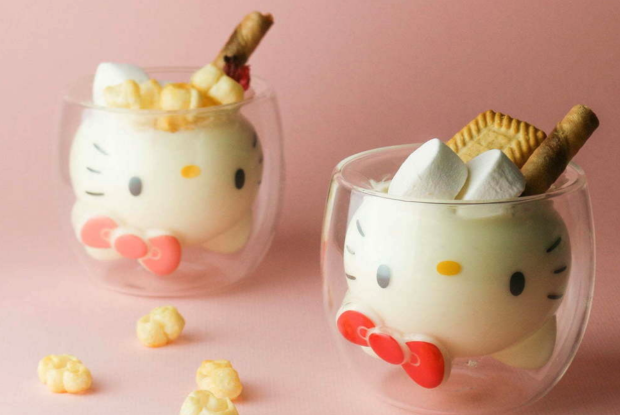 Los vasos de Hello Kitty que conquistan Japón